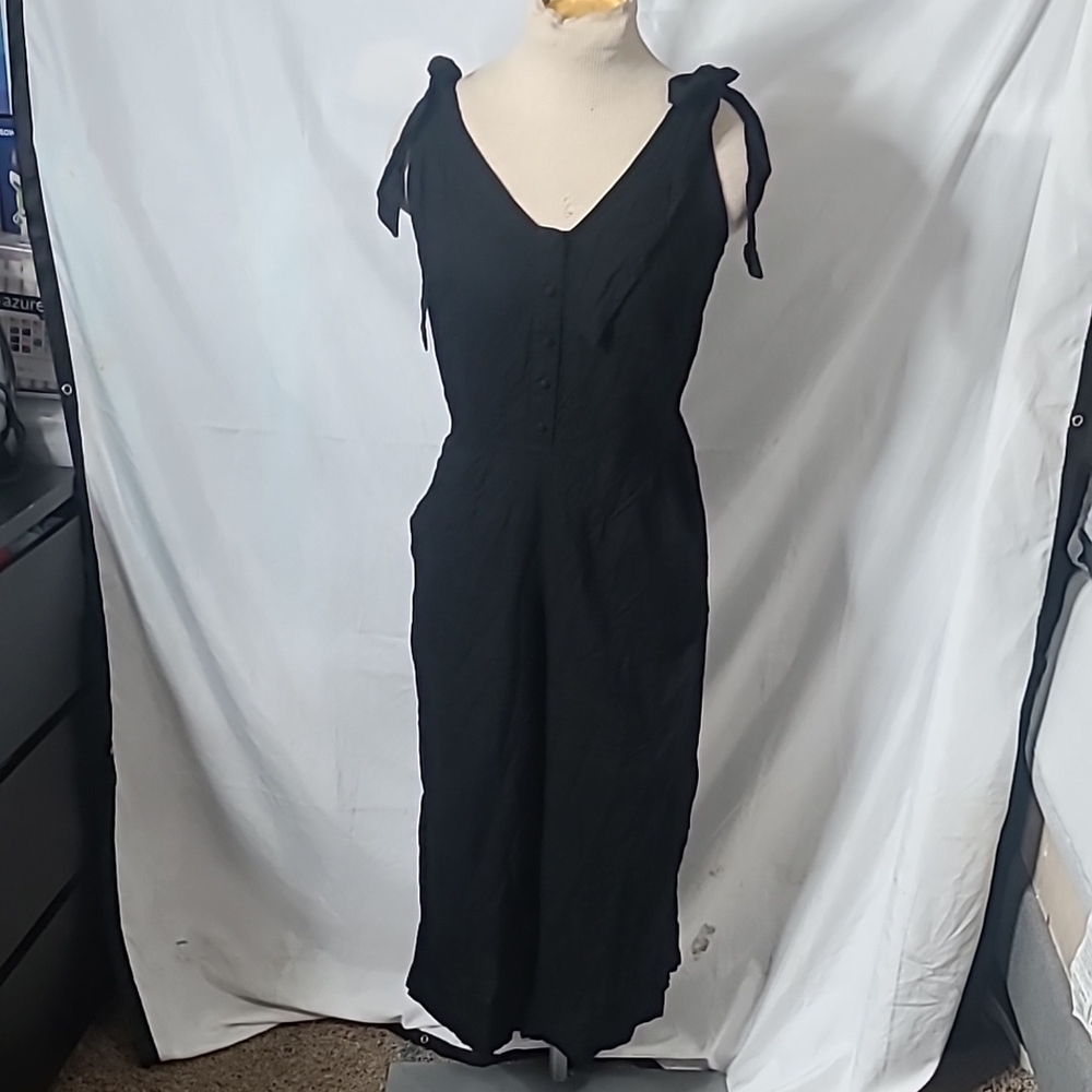 Jessica Simpson Black Cropped Jumpsuit